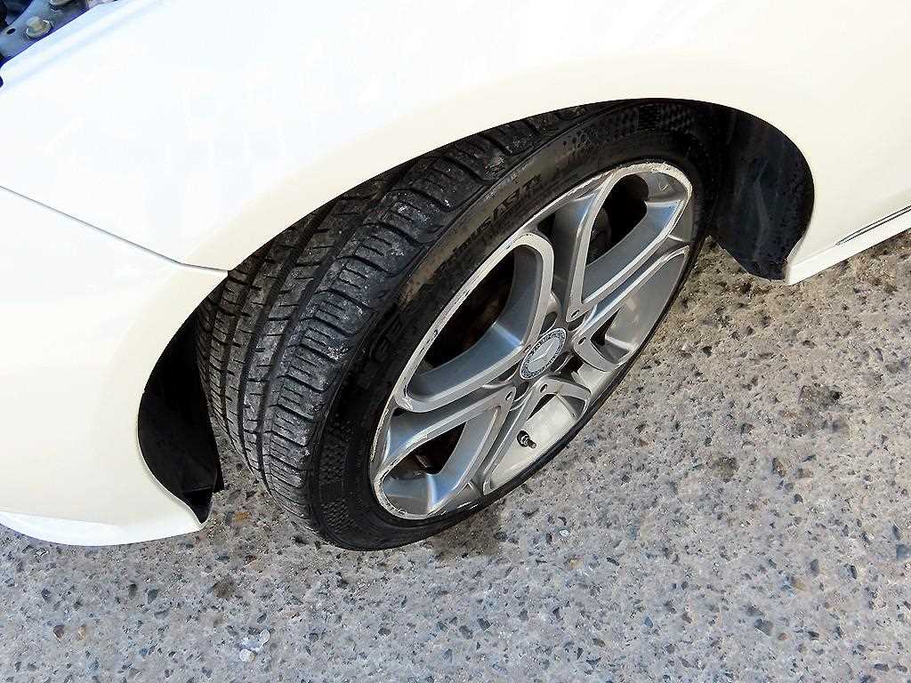 Mercedes Benz E class 2016 Blanco - Importación desde Corea - HF Imports Iquique - Foto 20