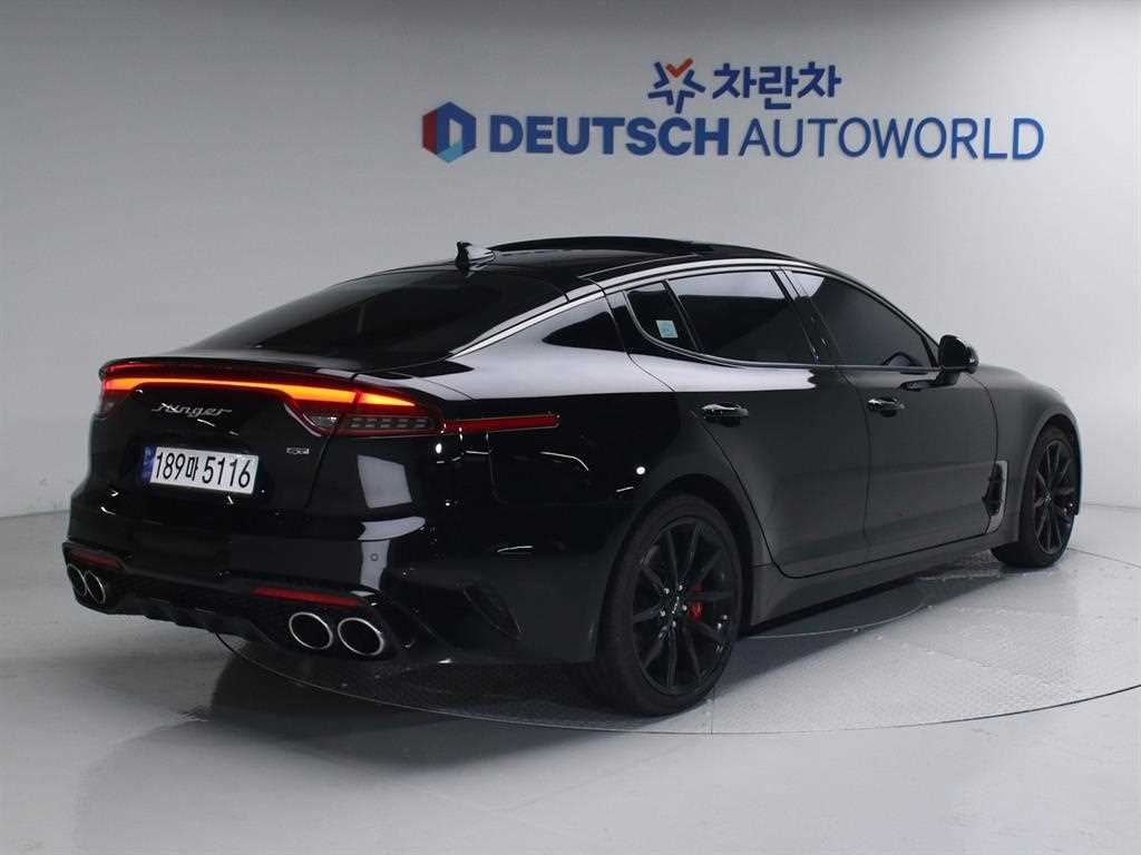 KIA Stinger - Vista 3