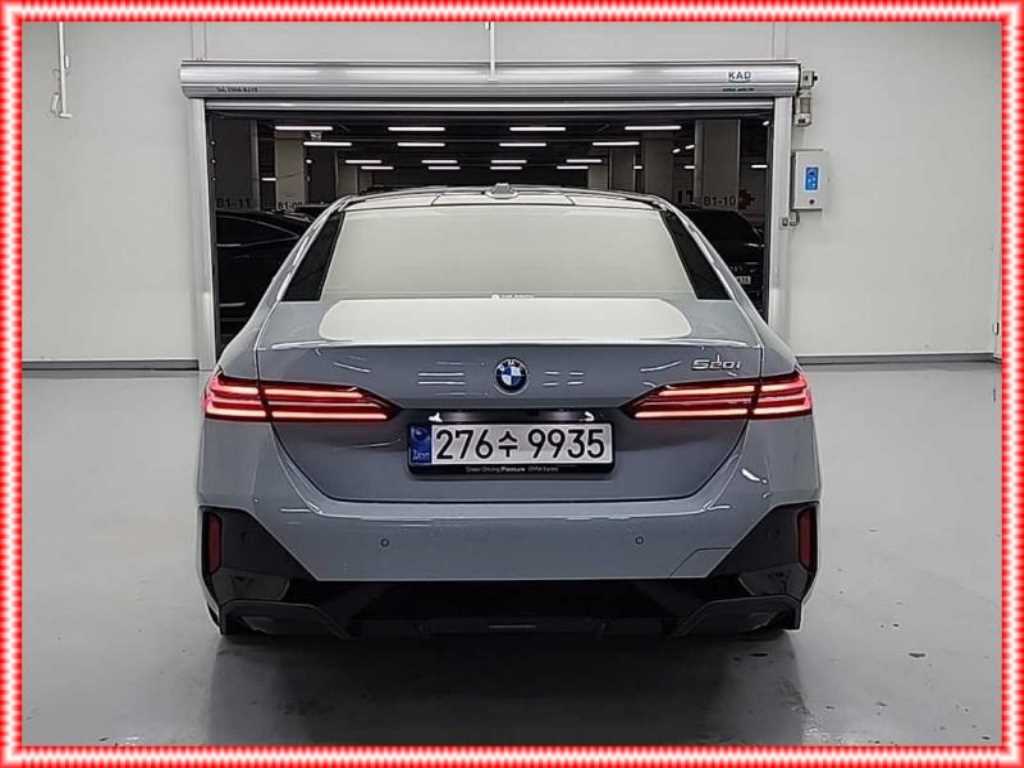 BMW 5 Series - Vista 3