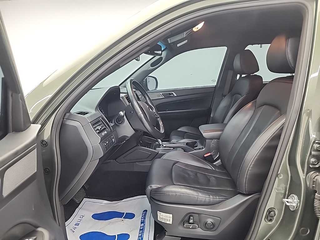 Ssangyong Rexton - Vista 11