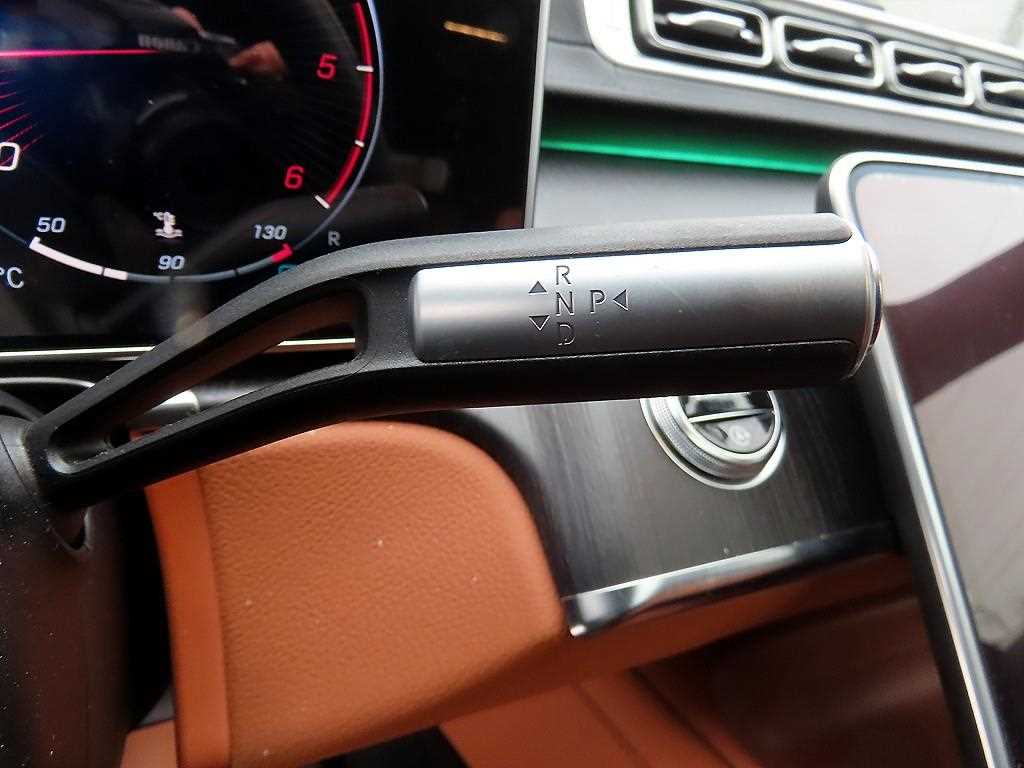 Mercedes Benz S Class - Vista 11