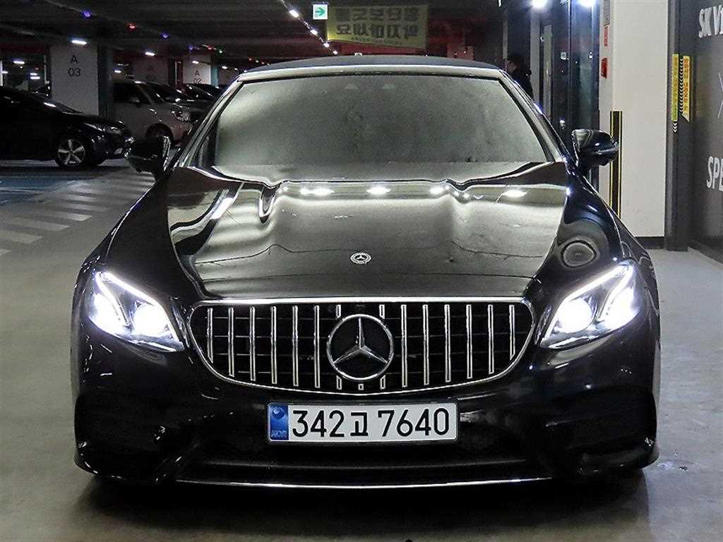 Mercedes Benz E class - Vista 2