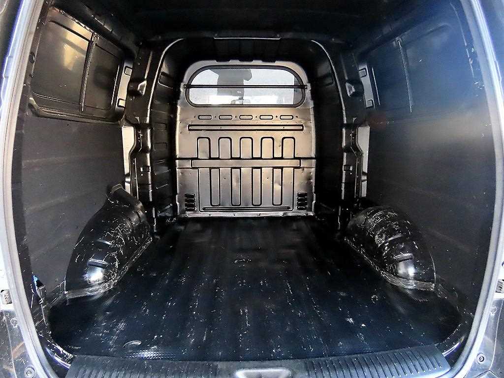 HYUNDAI Starex 2019 Negro - Importación desde Corea - HF Imports Iquique - Foto 17