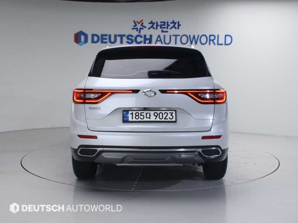 SAMSUNG QM6 - Vista 4