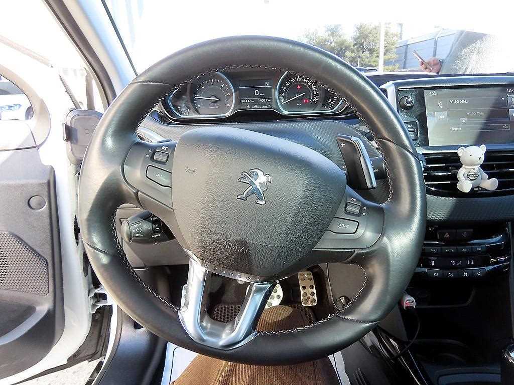 Peugeot 2008 - Vista 8
