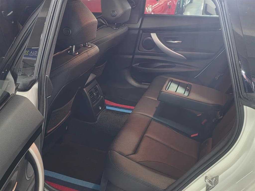 BMW Gran Turismo - Vista 8