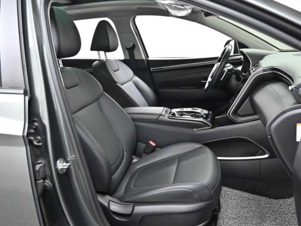 HYUNDAI Tucson - Vista 10