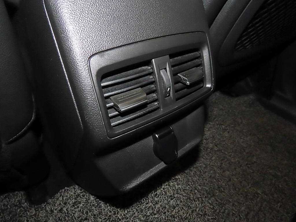 SAMSUNG QM6 2023 Blanco - Importación desde Corea - HF Imports Iquique - Foto 17