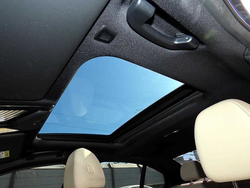 BMW 3 series 2022 Gris - Importación desde Corea - HF Imports Iquique - Foto 17