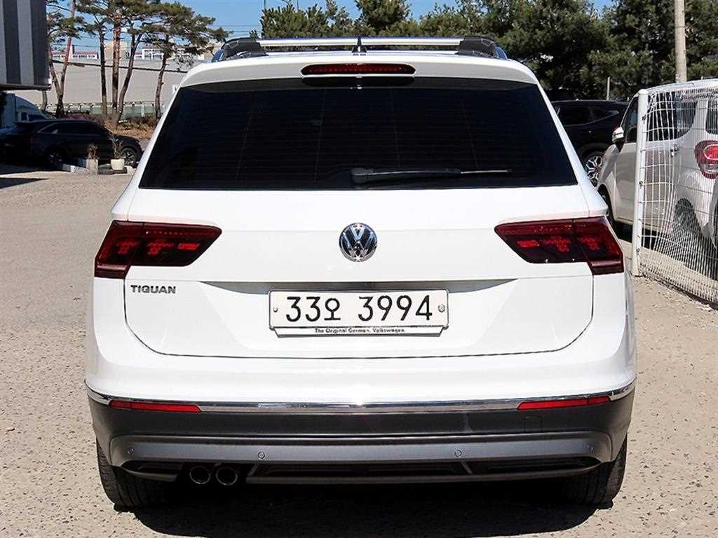 Volkswagen Tiguan - Vista 4