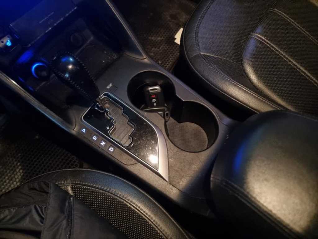 HYUNDAI Tucson 2012 Gris - Importación desde Corea - HF Imports Iquique - Foto 14