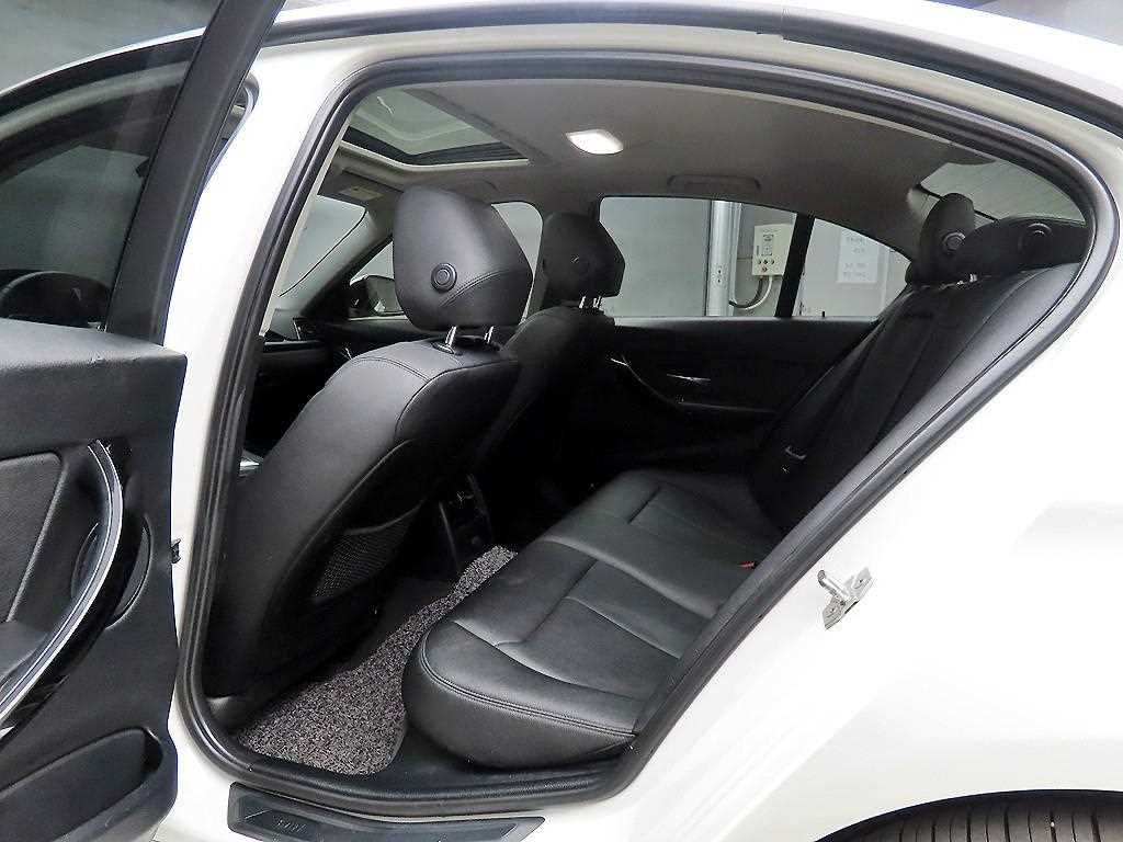 BMW 3 series - Vista 6