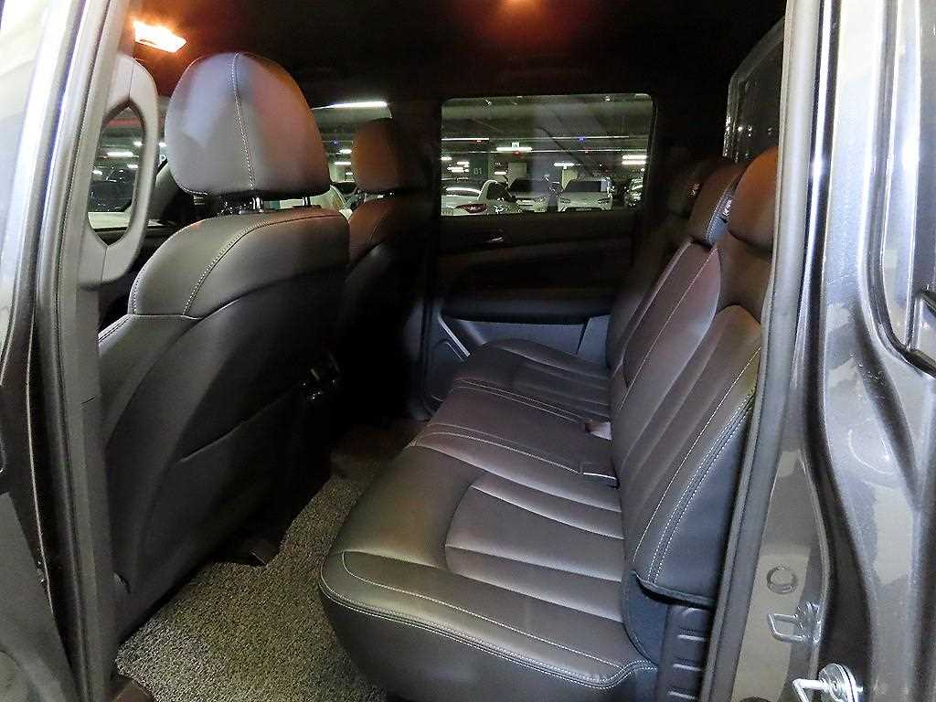 Ssangyong Rexton - Vista 7