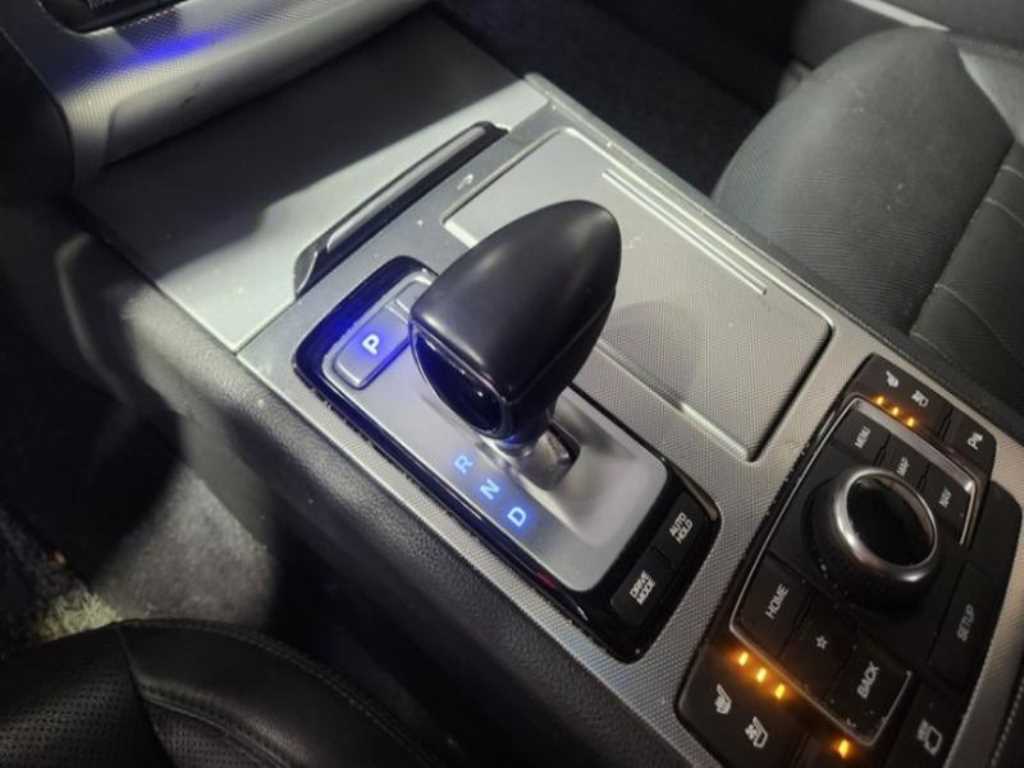 Genesis G80 - Vista 8