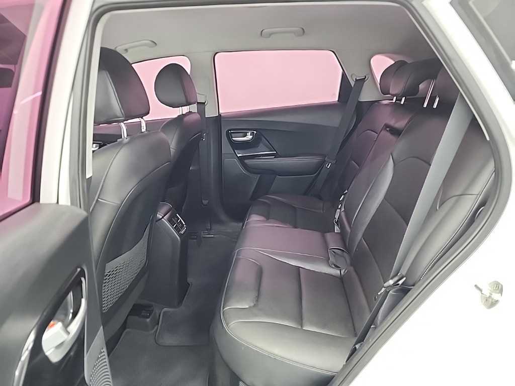 KIA Niro - Vista 12