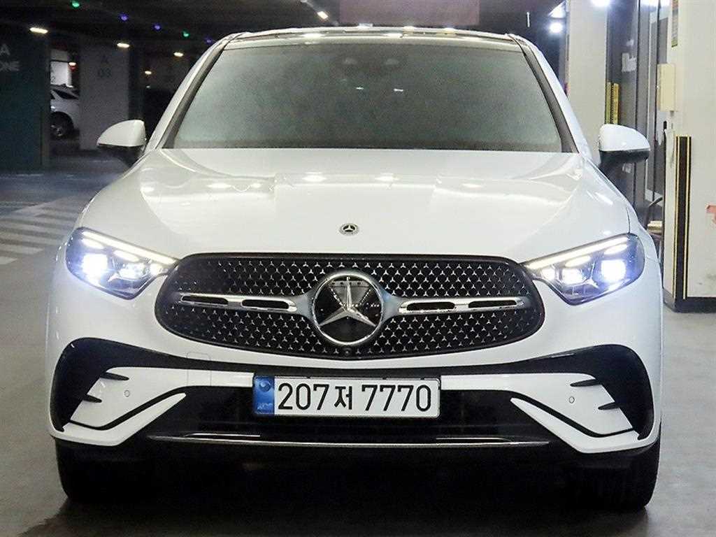 Mercedes Benz GLC Class - Vista 2
