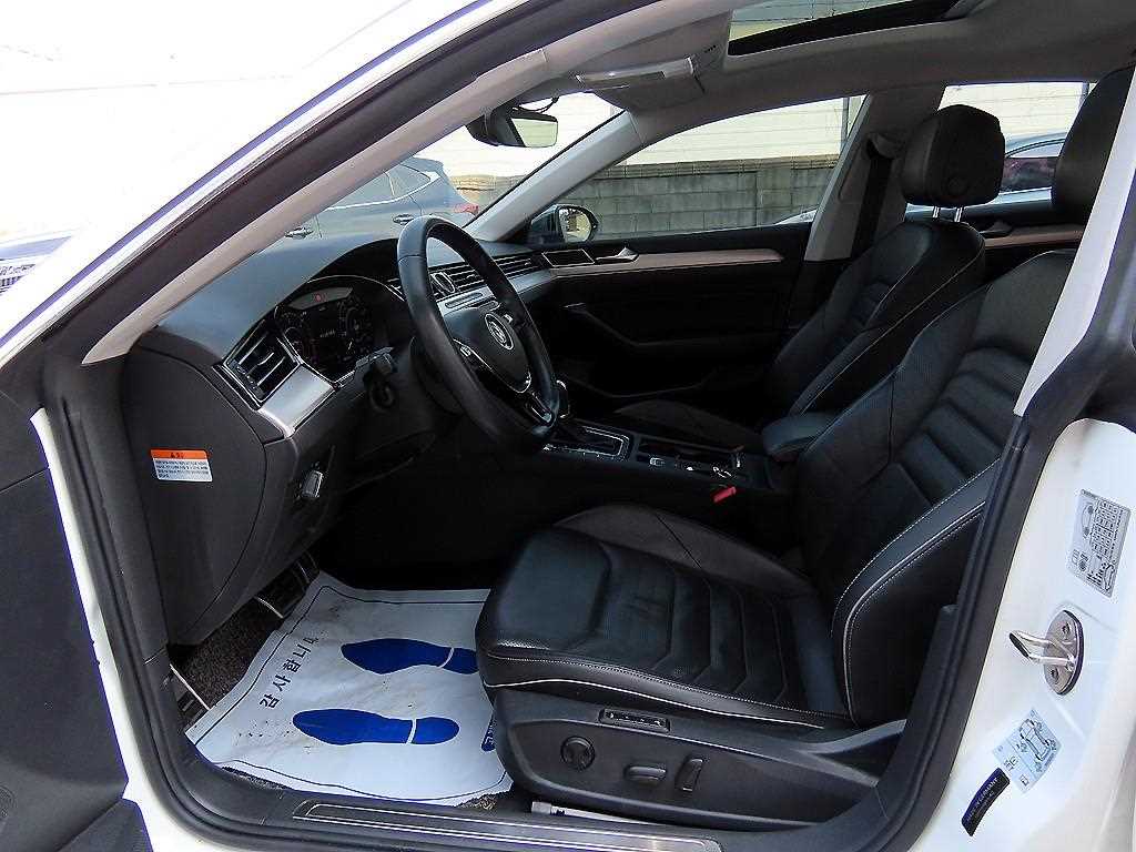 Volkswagen Arteon - Vista 5