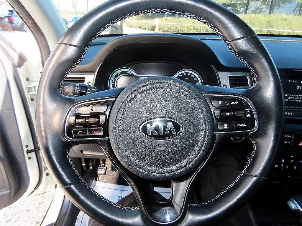 KIA Niro - Vista 8