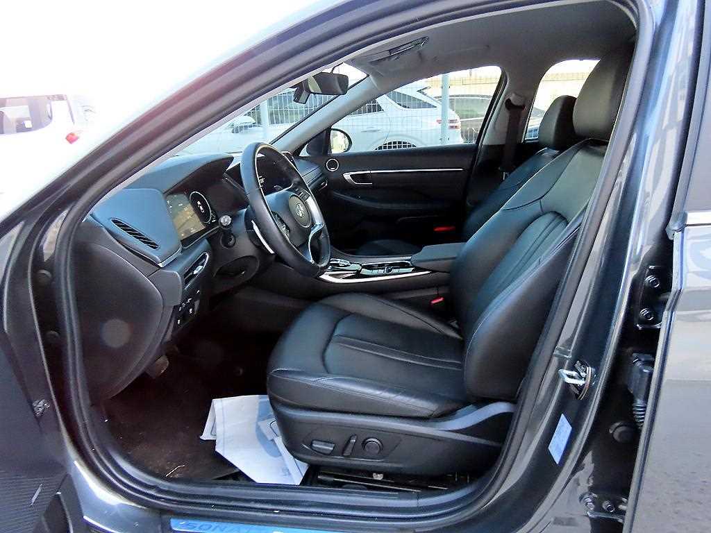 HYUNDAI Sonata - Vista 5