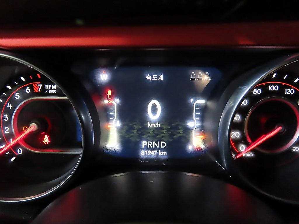 Jeep Gladiator - Vista 9