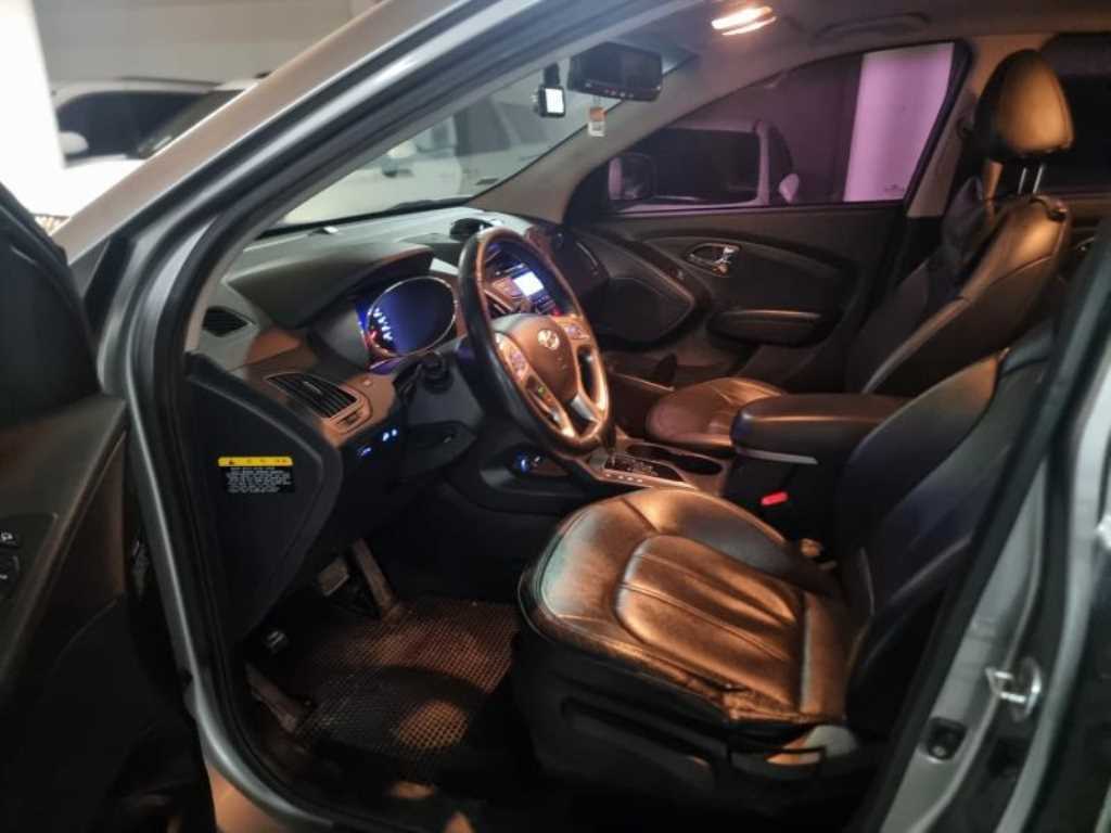 HYUNDAI Tucson - Vista 6