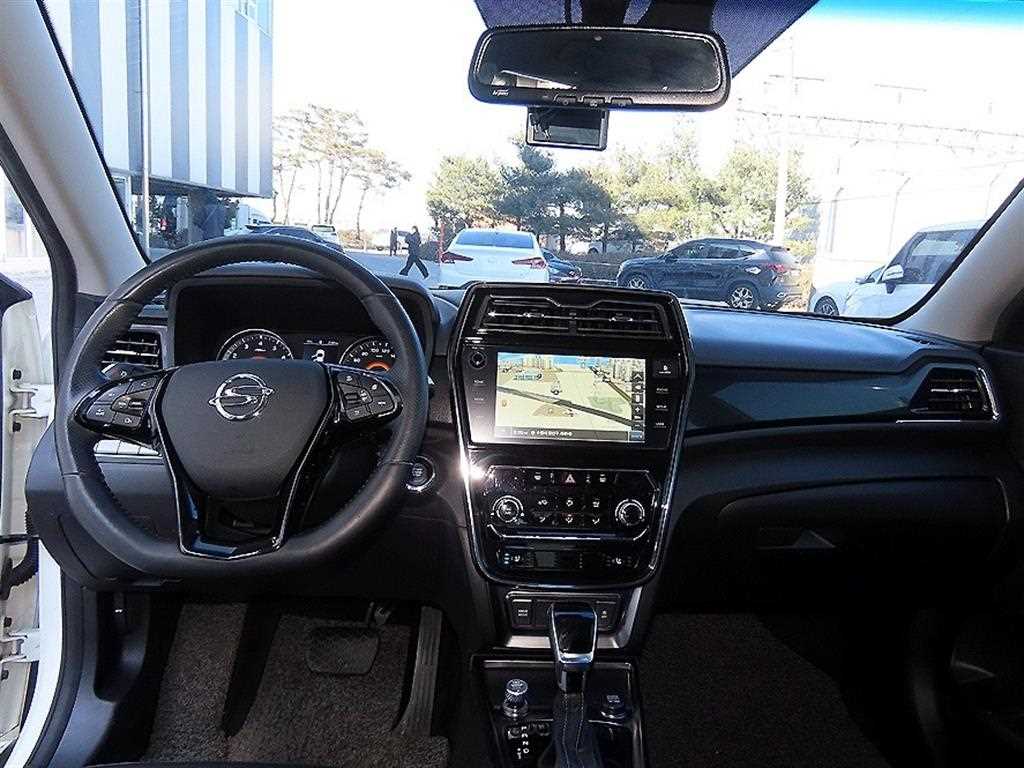 Ssangyong Tivoli - Vista 7