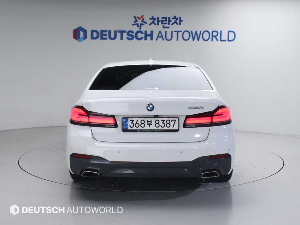 BMW 5 Series - Vista 4