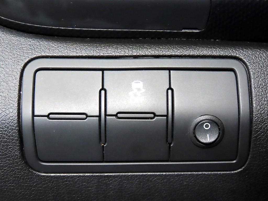 HYUNDAI Accent 2014 Gris - Importación desde Corea - HF Imports Iquique - Foto 14