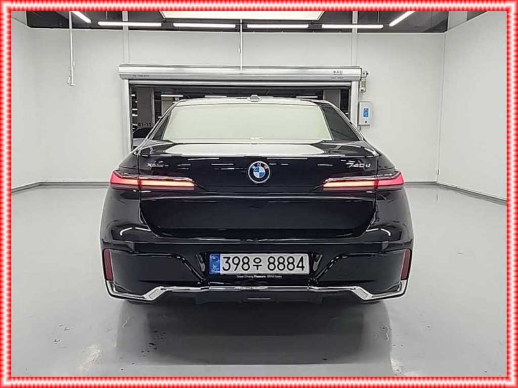 BMW 7 Series - Vista 3