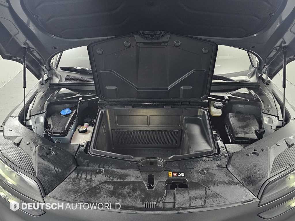 Genesis GV60 - Vista 6