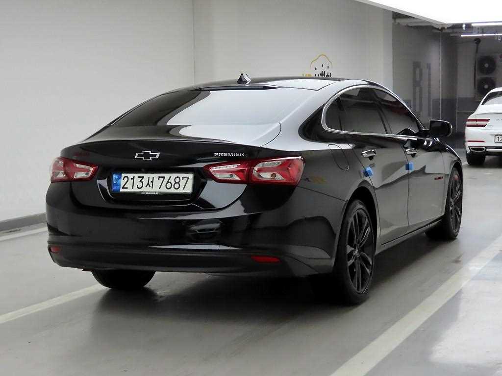 Chevrolet Malibu - Vista 3