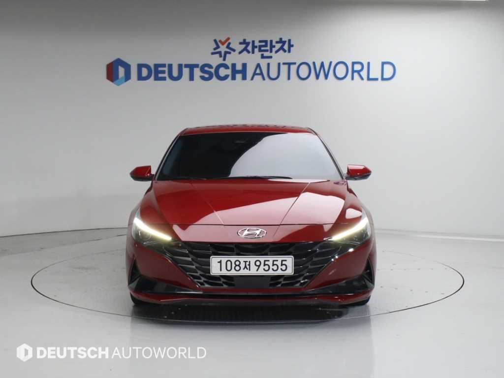 HYUNDAI Avante - Vista 3