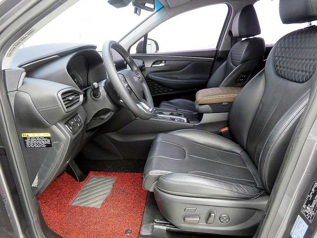 HYUNDAI Santa Fe - Vista 7