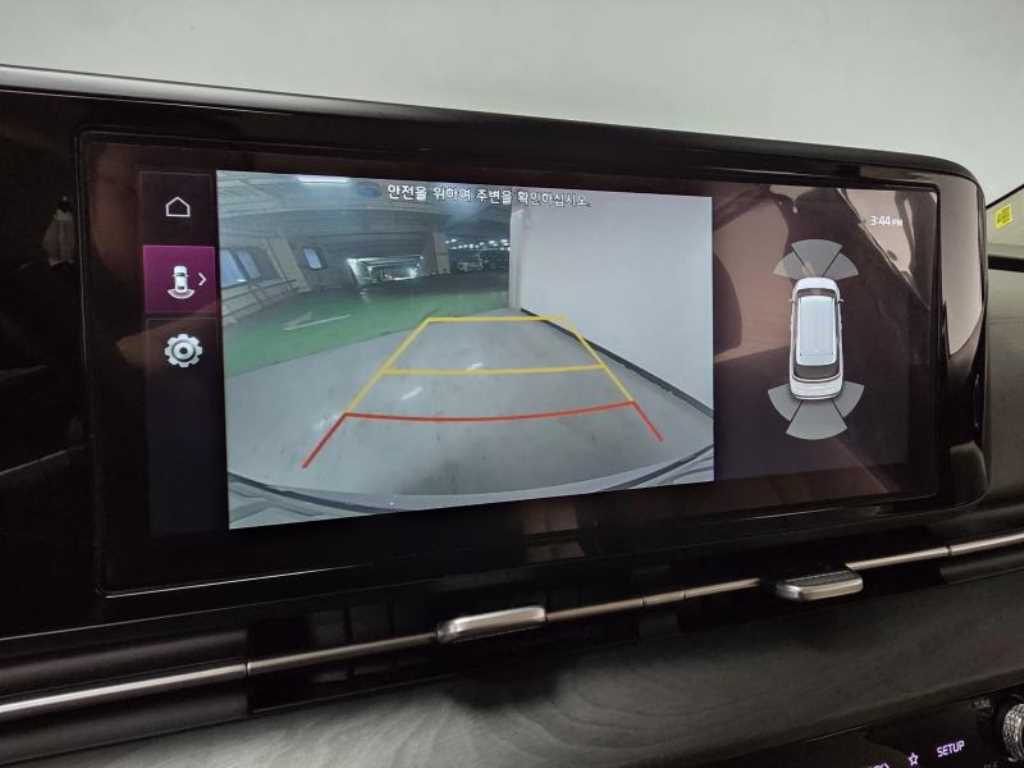 KIA Carnival - Vista 11