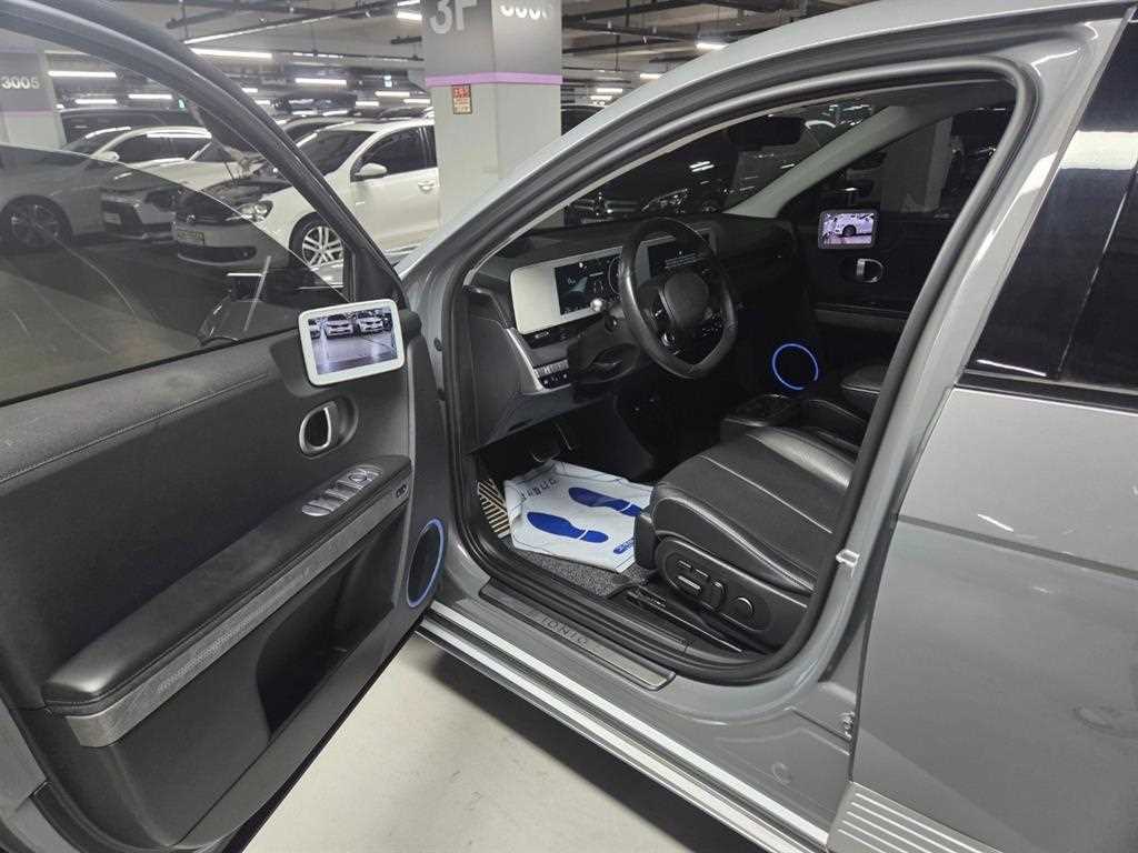 HYUNDAI Ioniq 5 - Vista 5
