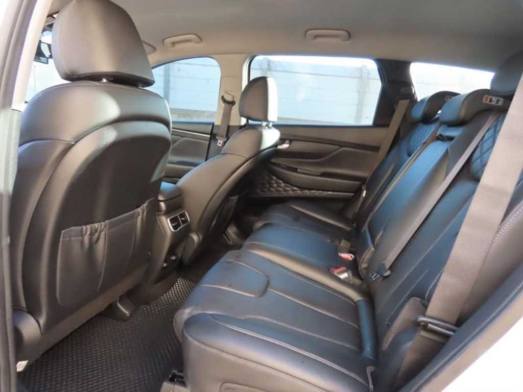 HYUNDAI Santa Fe - Vista 9