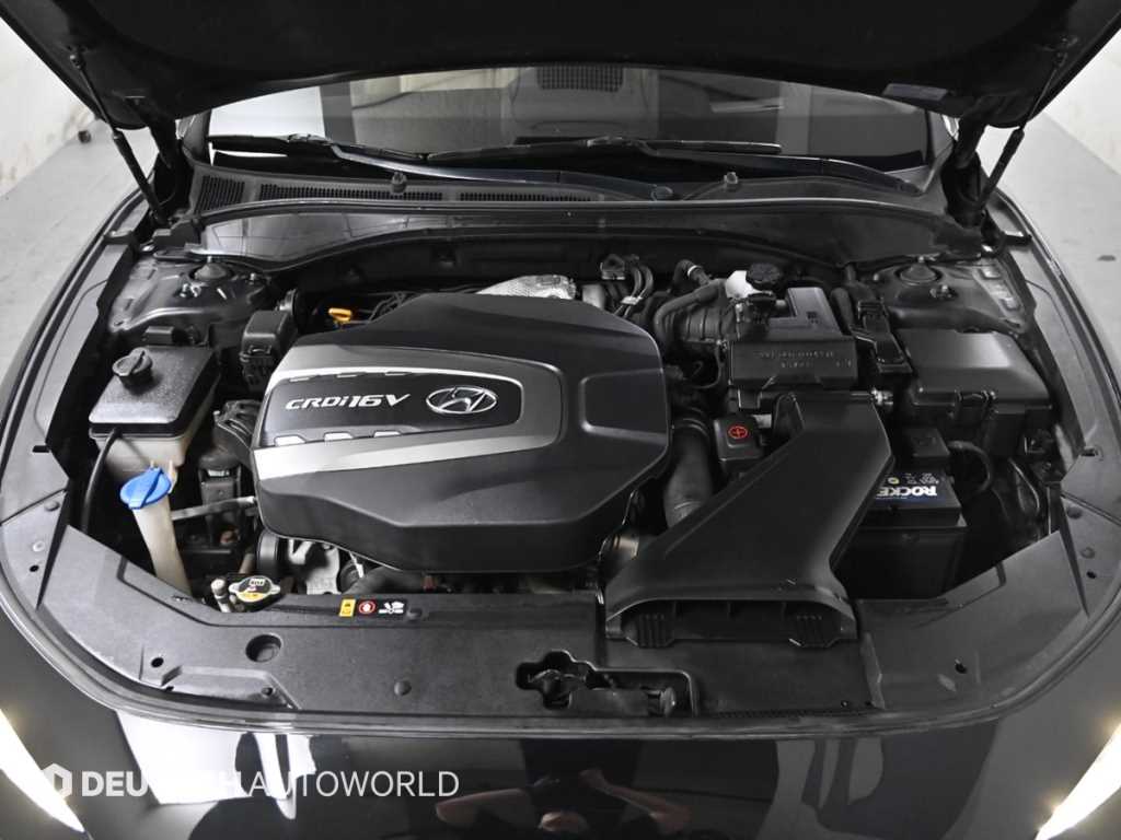 HYUNDAI Grandeur - Vista 6