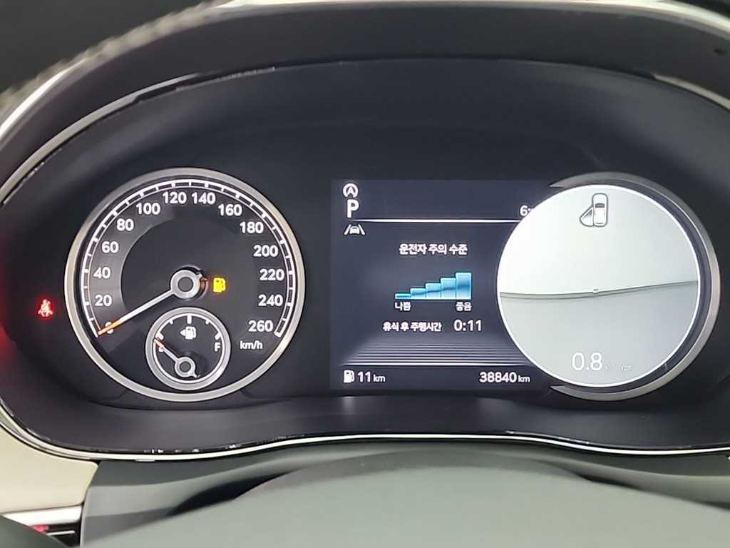 Genesis GV70 - Vista 7