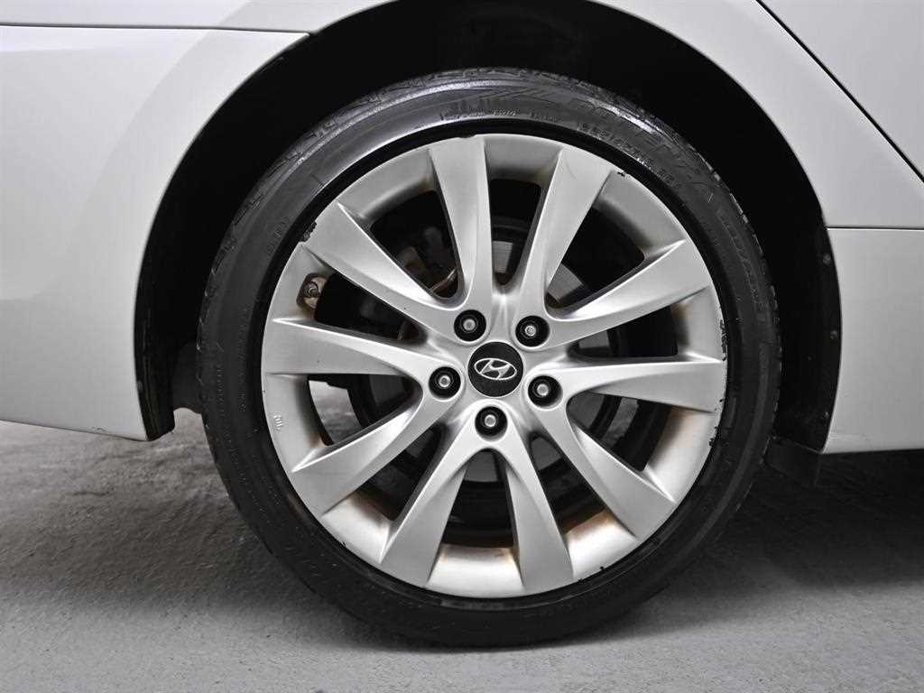 HYUNDAI i40 - Vista 5