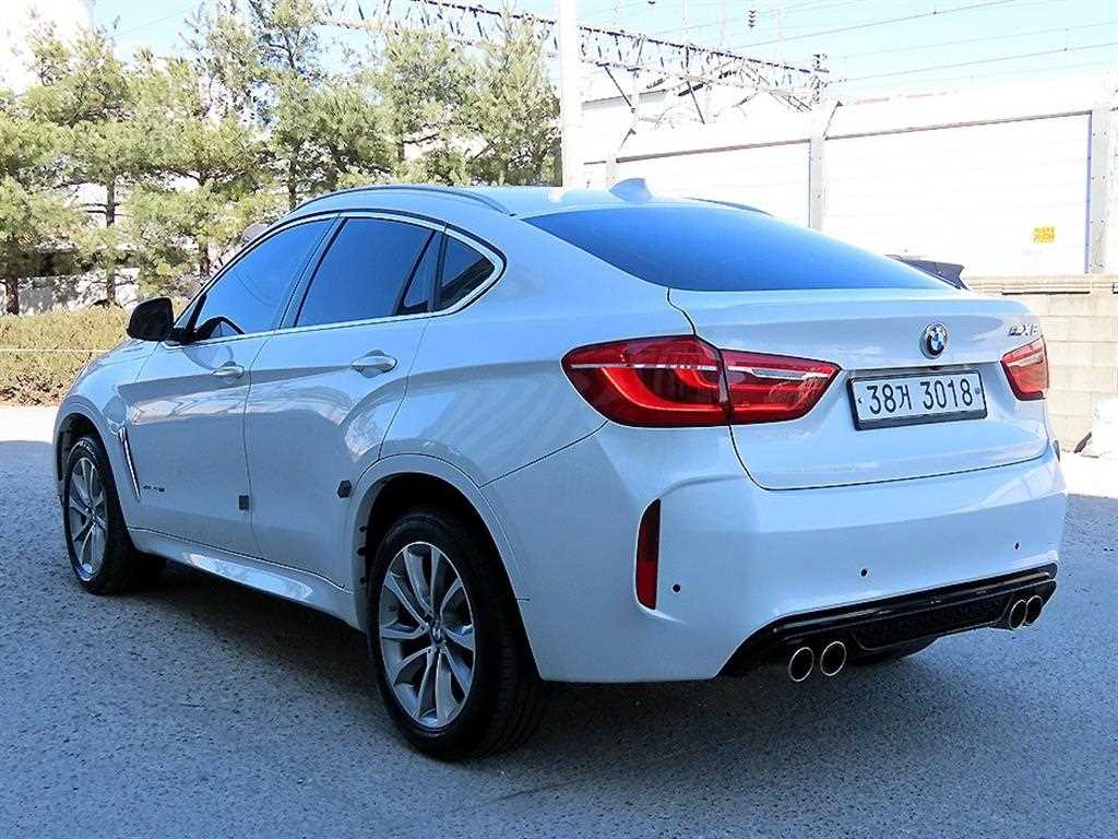 BMW X6 - Vista 3