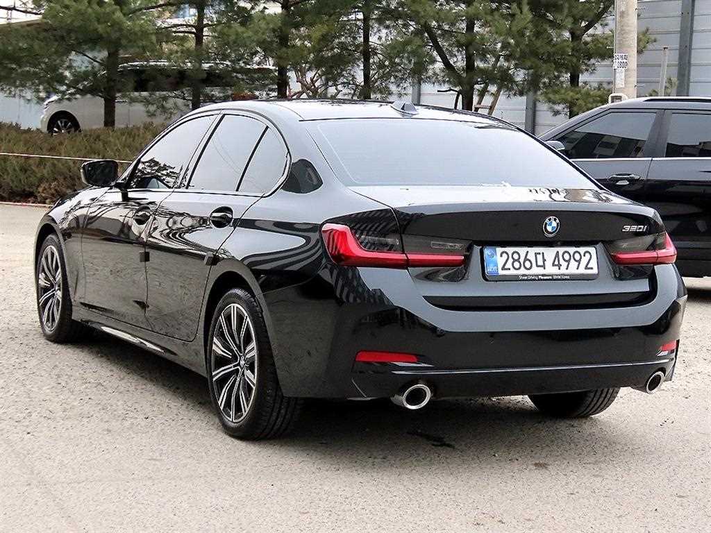 BMW 3 series - Vista 3