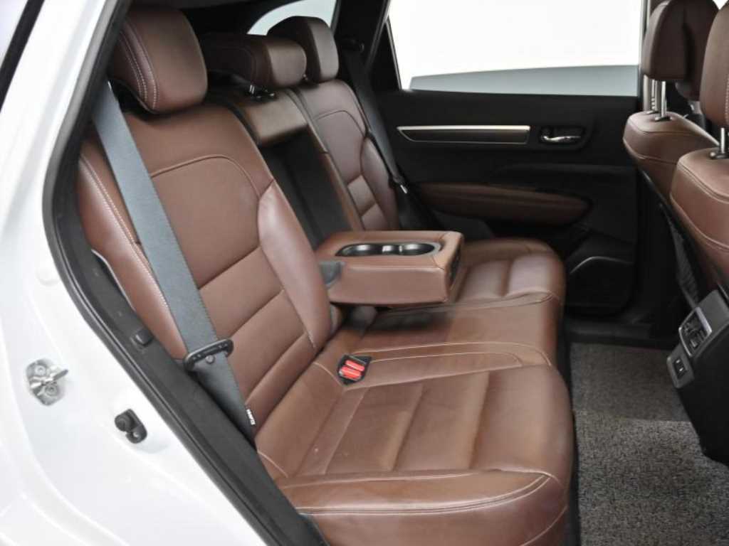 SAMSUNG QM6 - Vista 12