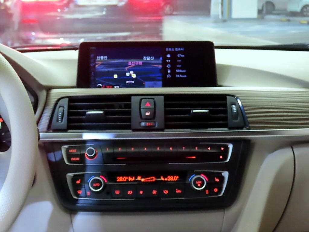 BMW 3 series - Vista 11