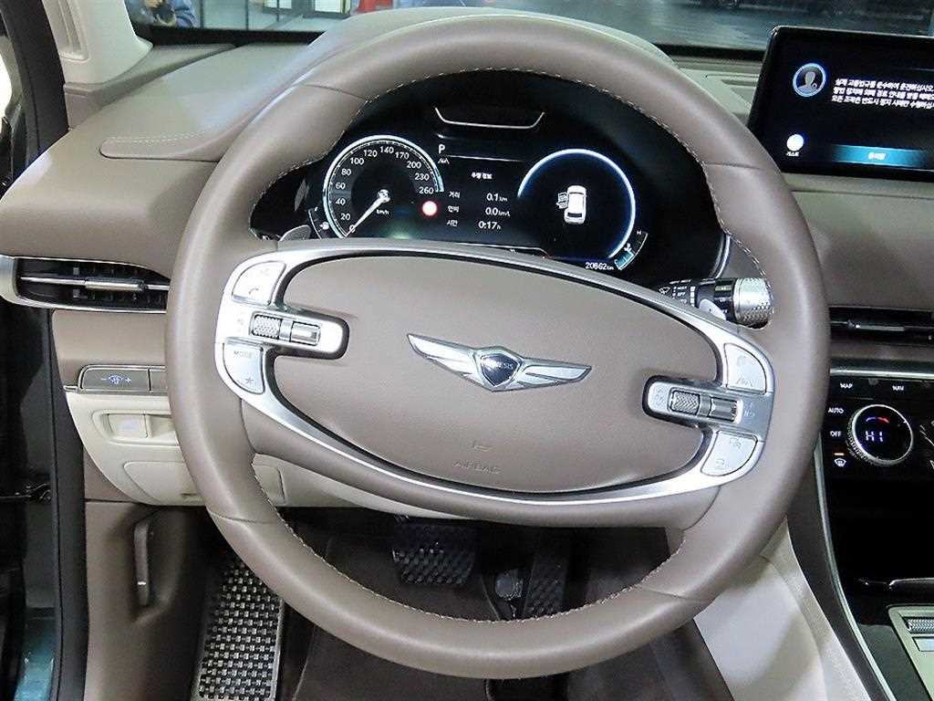 Genesis GV80 - Vista 8