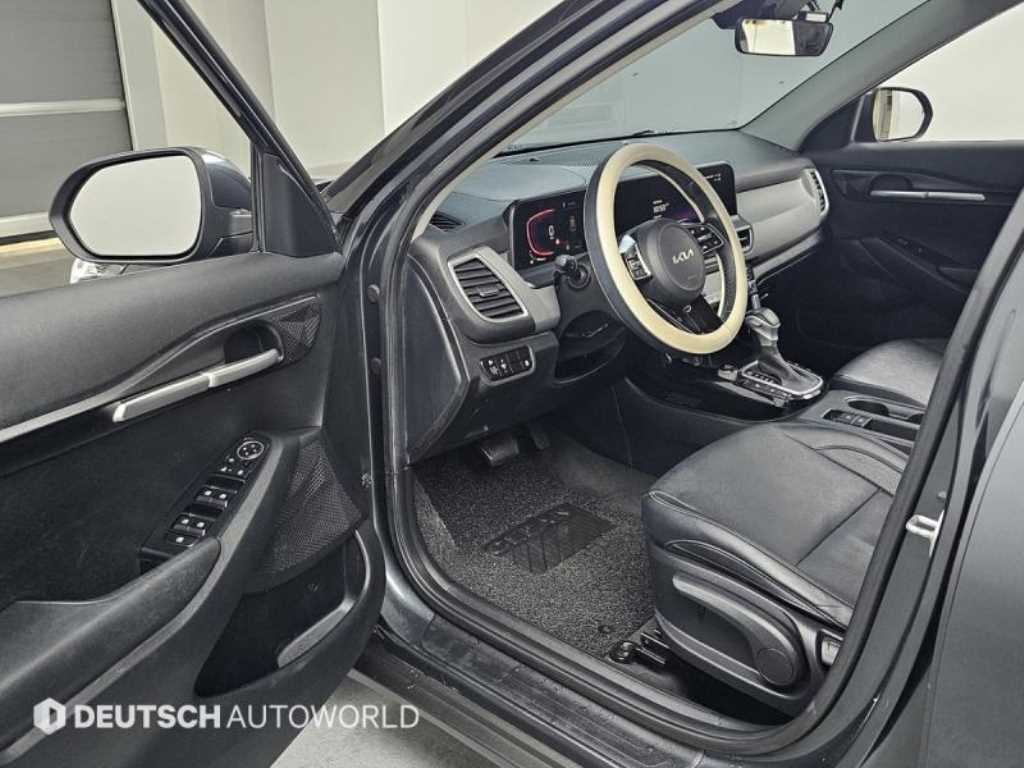 KIA Seltos - Vista 11