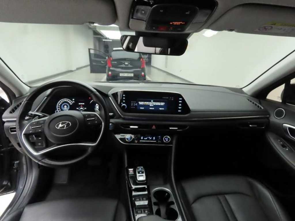 HYUNDAI Sonata - Vista 7