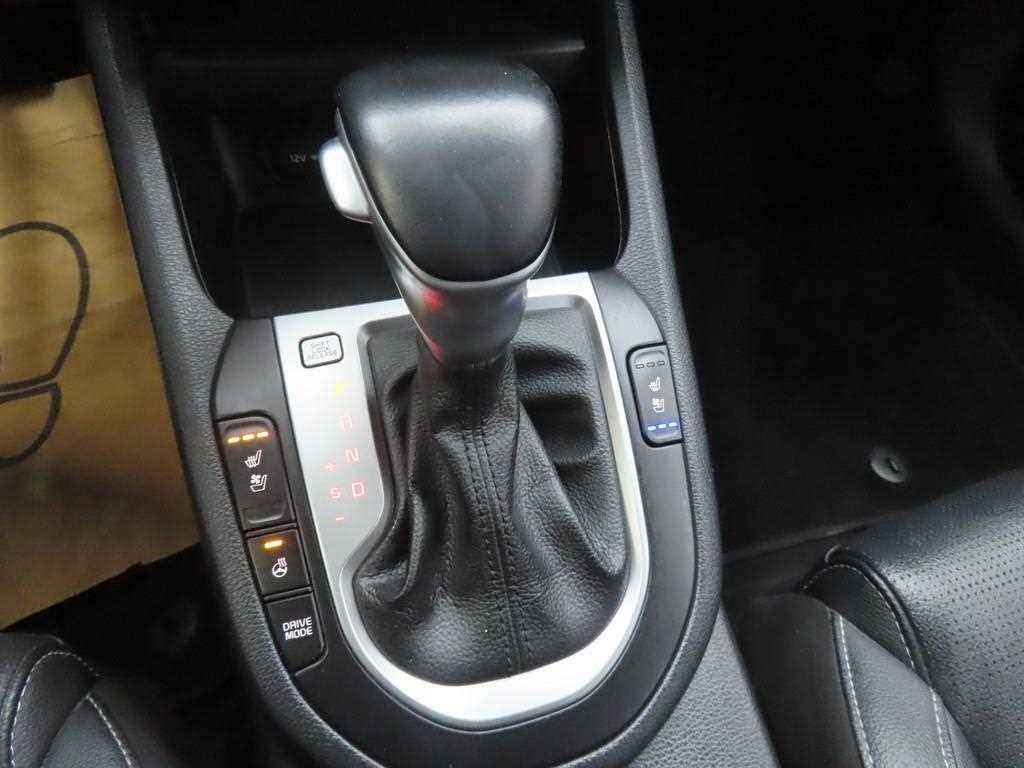 KIA K3 2020 Negro - Importación desde Corea - HF Imports Iquique - Foto 13