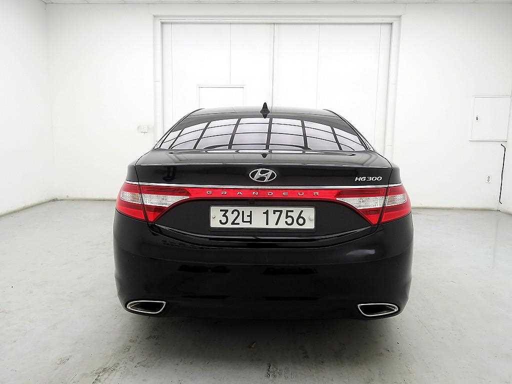 HYUNDAI Grandeur - Vista 3