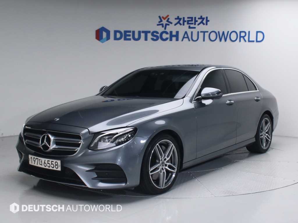 Mercedes Benz E class - Vista 2