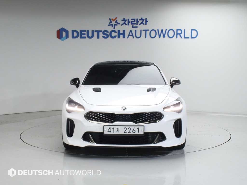 KIA Stinger 2018 Blanco - Importación desde Corea - HF Imports Iquique - Foto 1